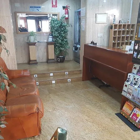 Juan Carlos Hotel *